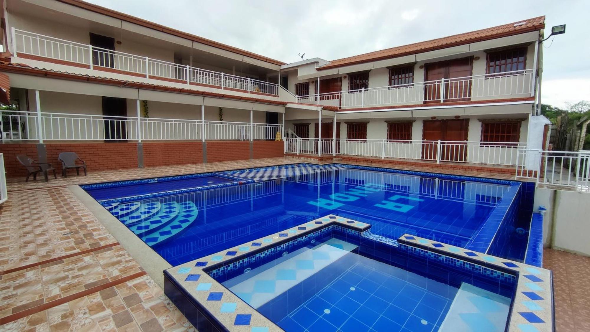 Finca Hotel La Linda 金巴亚 外观 照片